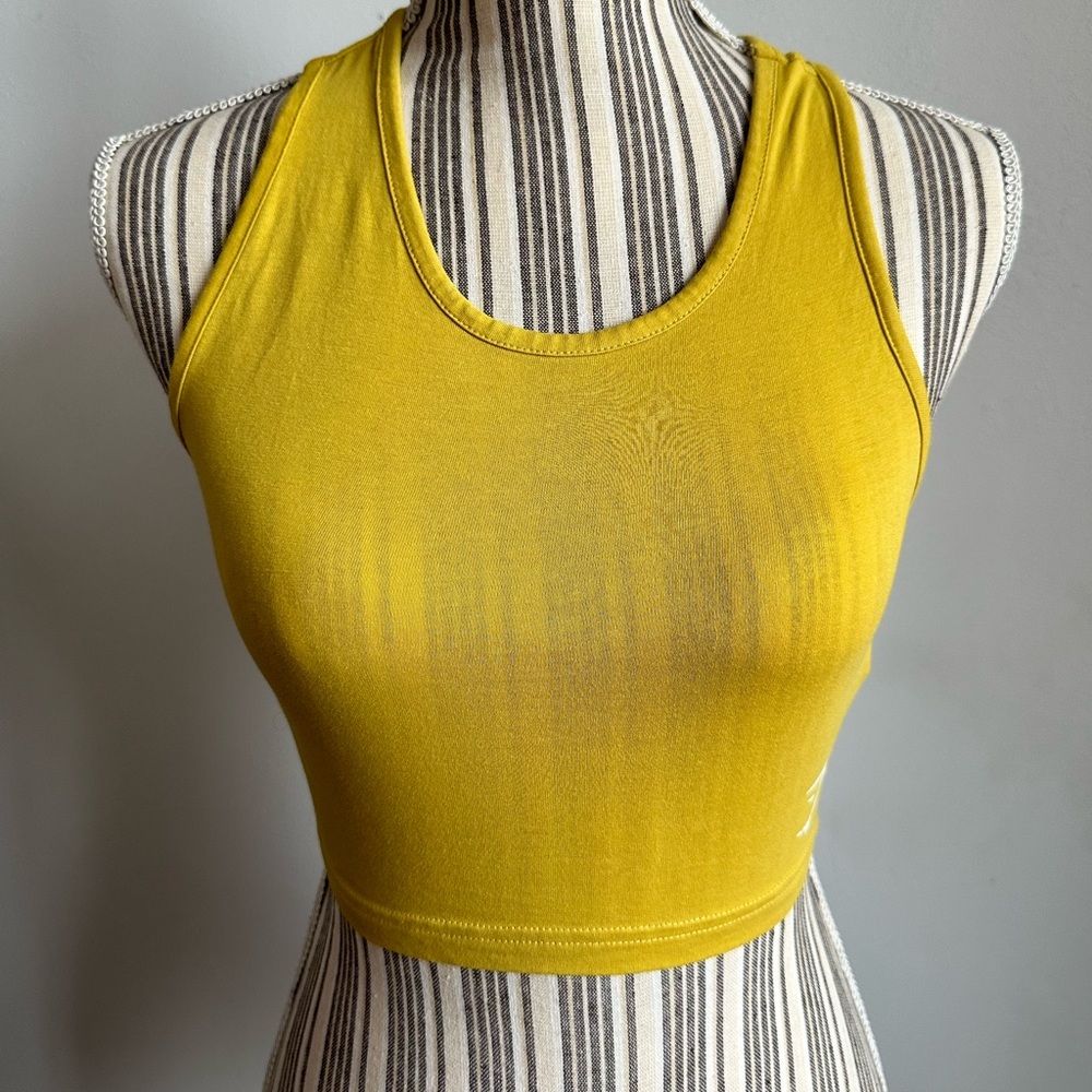 Gymshark Crop Tank Top (size xs)